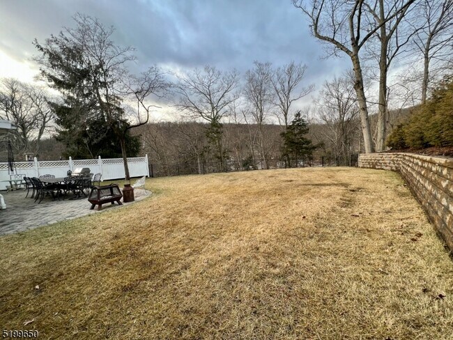 Photo - 132 Lakeshore Dr