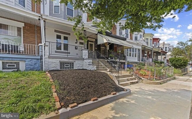 Photo - 5737 Springfield Ave