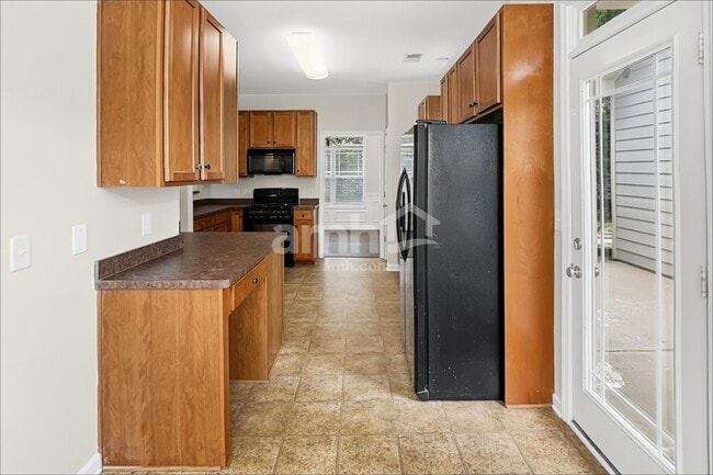 Photo - 302 Harmony Lake Dr