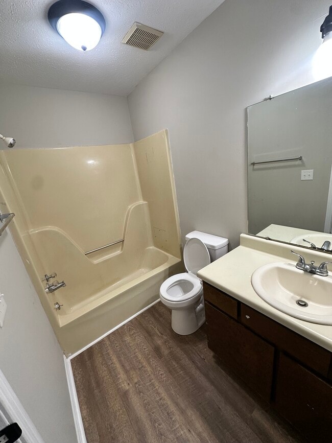 Photo - 20 Knights Cove Unit 11