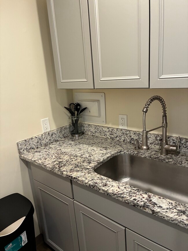 Photo - 3000 7th St NE Unidad 108