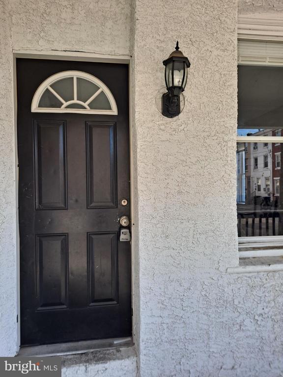 Photo - 1100 Green St