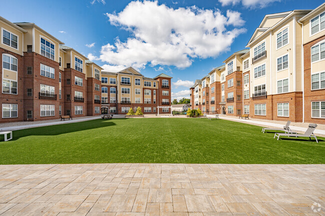 Welcome to Westville Village Apartments - Westville Village Apartments