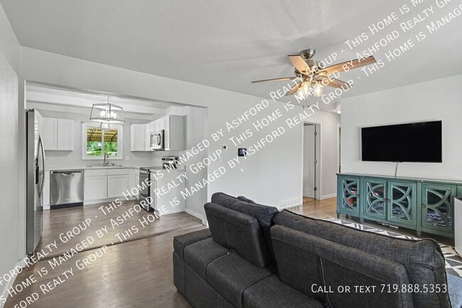152 Rose Dr