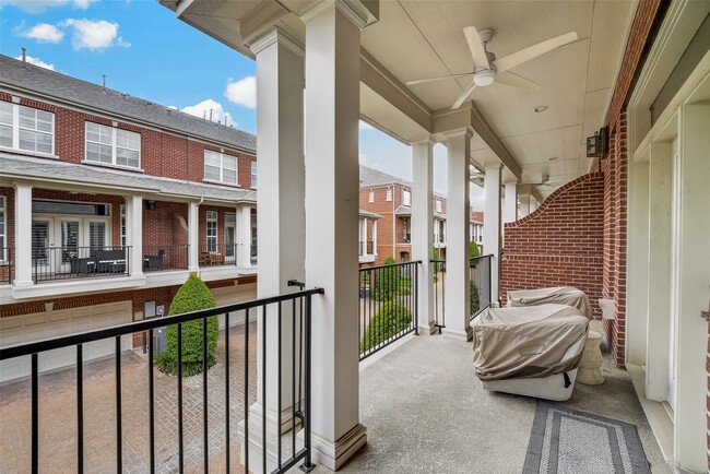 Photo - 15 Islewood Blvd