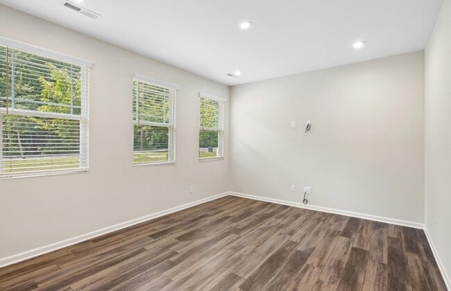 1368 Galloway Rd