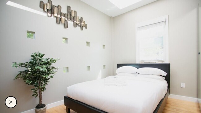 Photo - 7 Story St Unidad 3