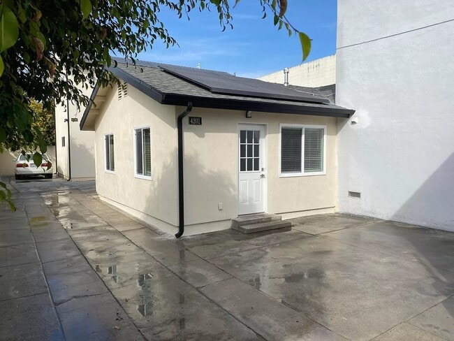 Building Photo - 4201 Verdant St
