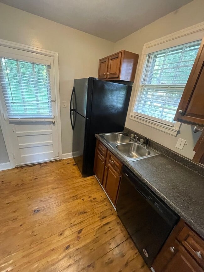 Photo - 1413 Revere Rd