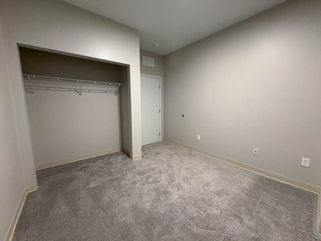 Photo - 1 Bedroom Unit at Red Skye Lofts Unidad 105