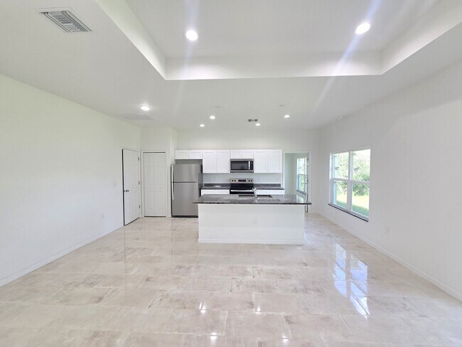 Photo - Brand new 3+DEN -2 BATHROOM 2 CAR GARAGE I...