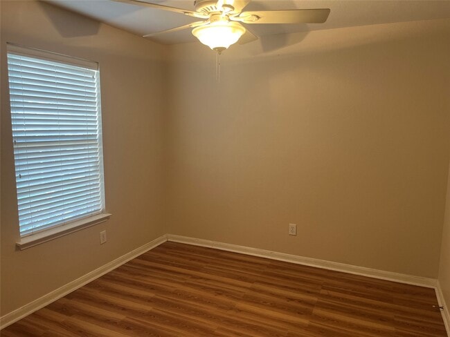 Building Photo - 3006 Founders Ct