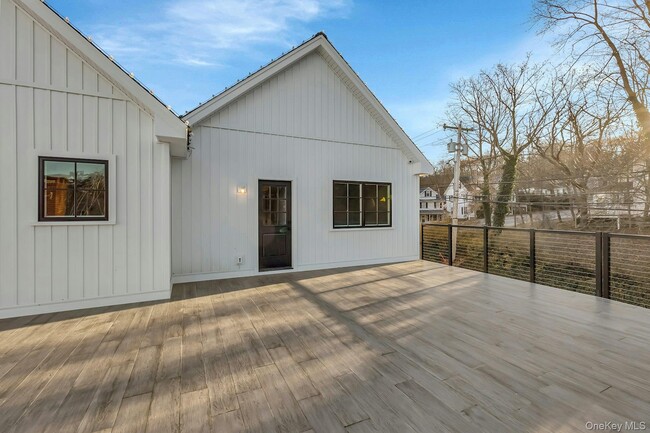 Photo - 156 W Broadway Unit 3