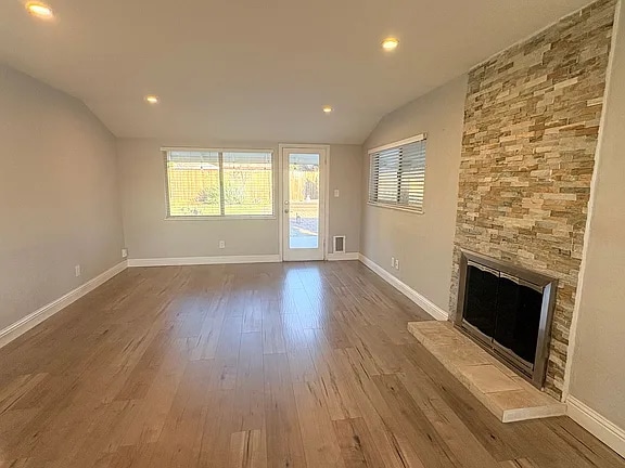 Photo - 1522 Gladstone Dr