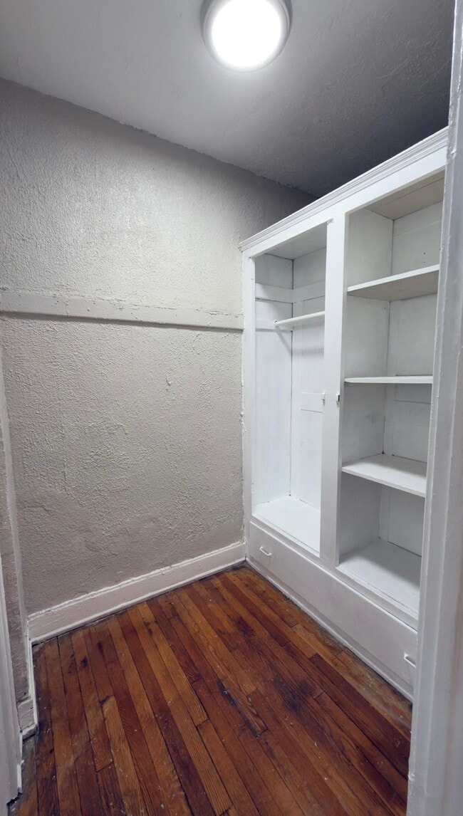 Photo - 11255 Charlemagne Ave Unidad 4