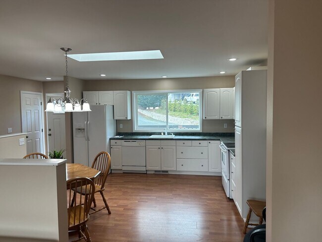 Photo - Mount Vernon 3 Bedroom