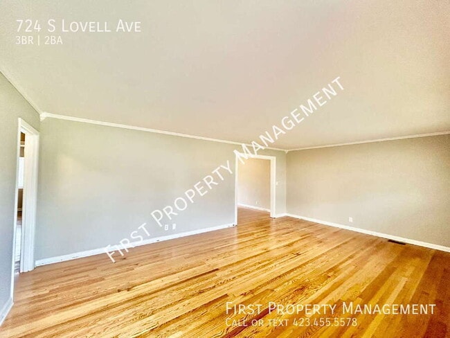 Photo - 724 S Lovell Ave