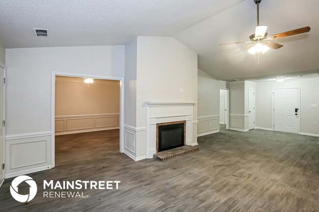 Photo - 3330 Crescent Knoll Dr