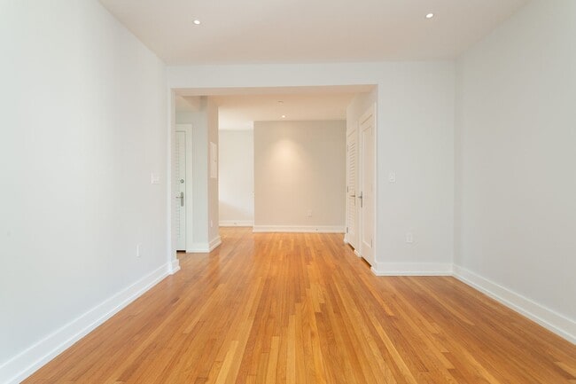 19 Forest St