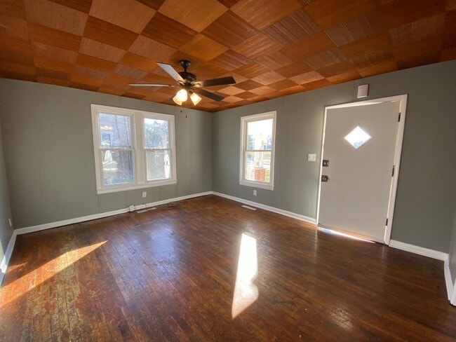 Photo - 1203 W State St