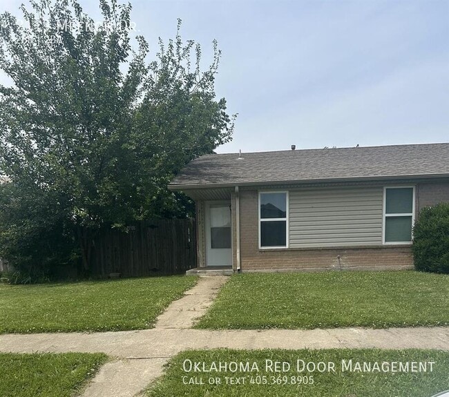 Photo - 2119 Meench Dr House