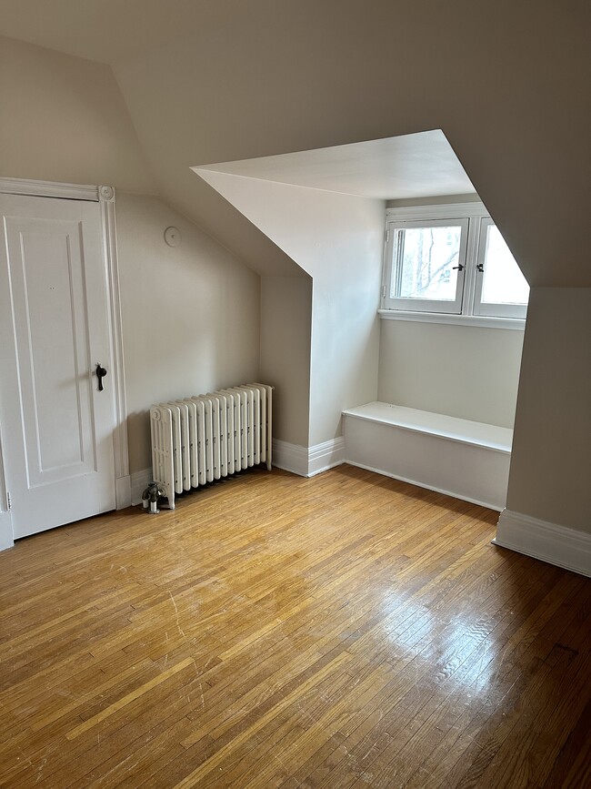 Photo - 26 Waterloo St