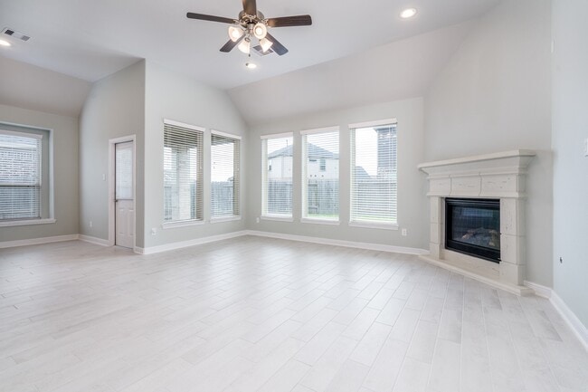 Photo - 204 Upland Dr