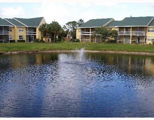 Building Photo - 2833 N Course Dr Unit 201