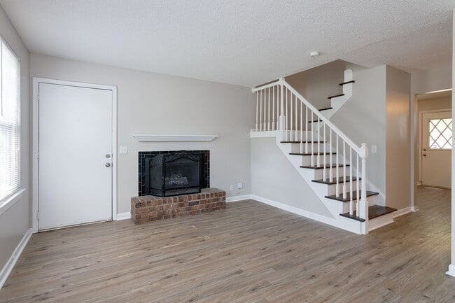 Photo - 241 Colt Dr B