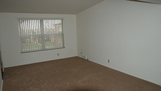 Photo - Century Gardens Apartments