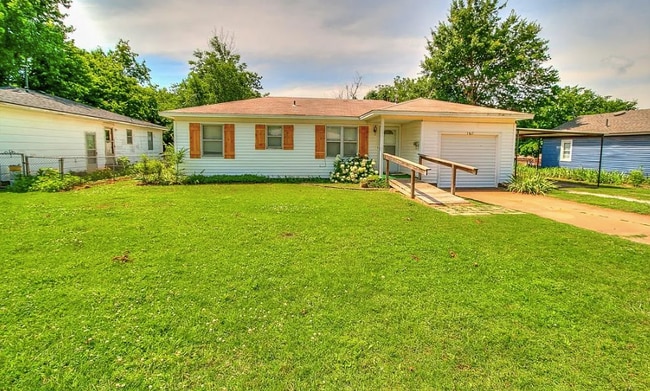 Building Photo - 1817 W Harrison Ave Rental