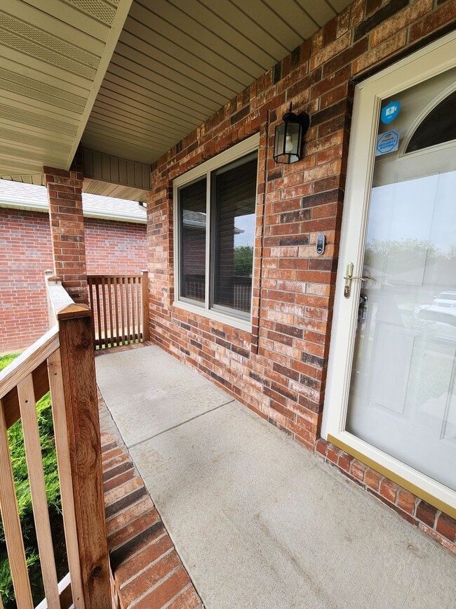 Photo - Spacious 2-Bedroom, 2-Bathroom Home AVAILABLE NOW!!