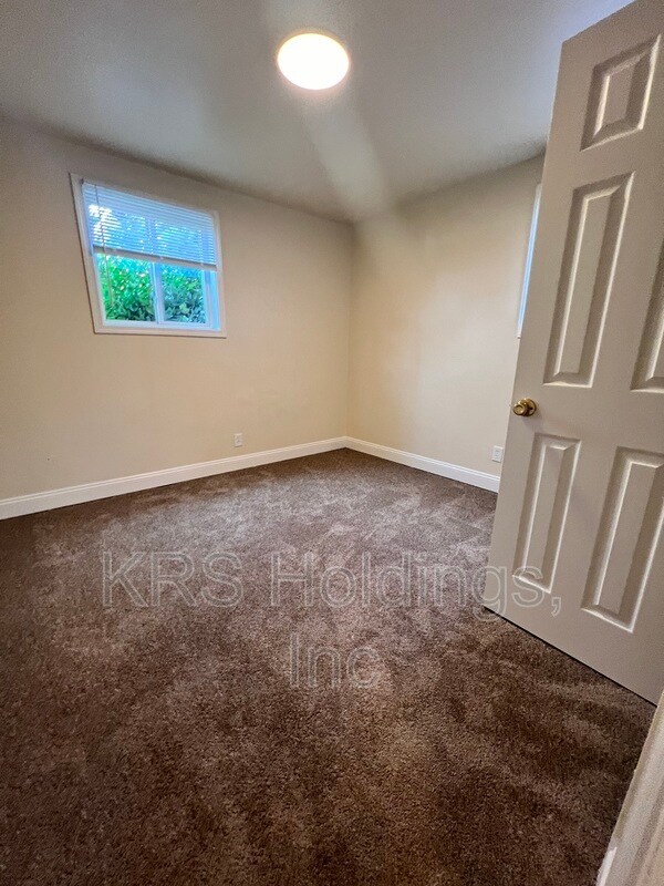 Photo - 2110 Phaup St Unidad A