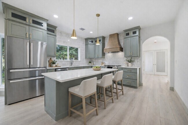 Photo - 2306 Mill Lake Dr