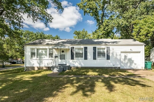 Building Photo - 1239 Darr Dr