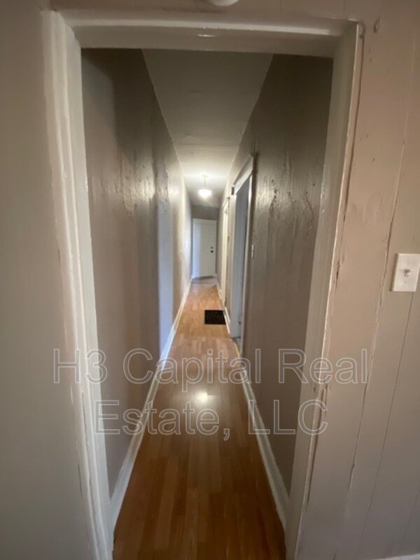 Photo - 2460 Benton St Unidad A