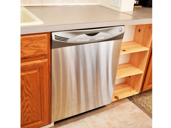 Photo - 3935 Blackstone Ave