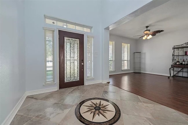 Entry - 4903 Ibis Lake Ct