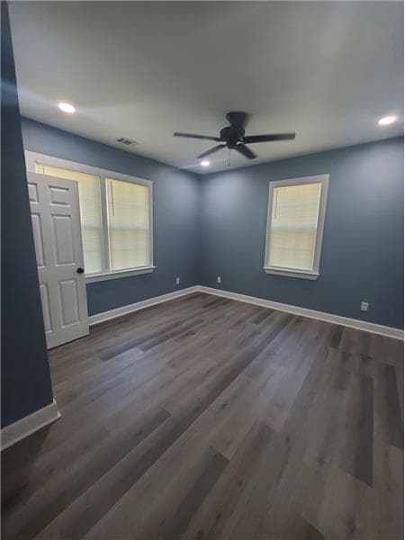 Photo - 110 W 51st St