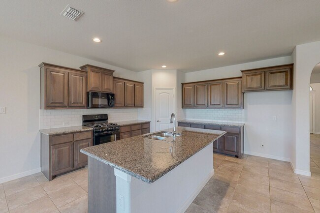 Photo - Well Appointed Four Bedroom in Desirable Community of Ryan Meadows, Denton Texas