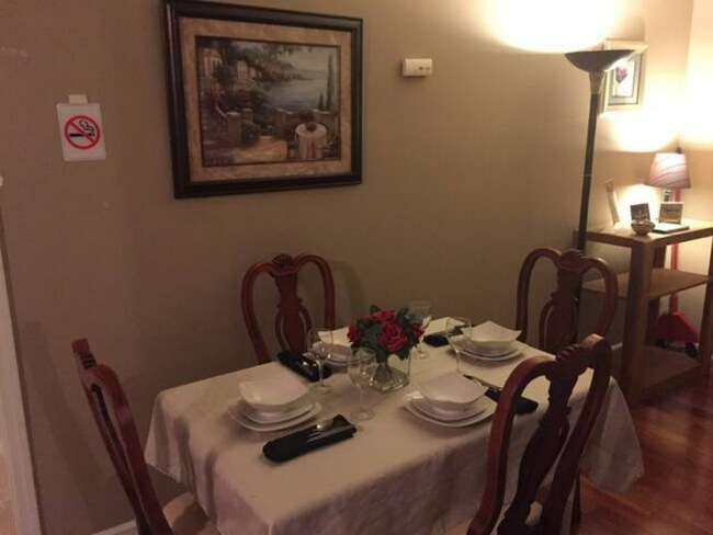 Living room - 9819 Glenburn Ln Unit 9819