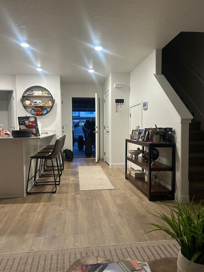 Photo - Townhome in Long Valley!