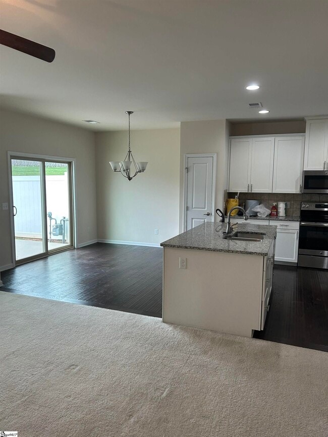 Photo - 129 Middleby Way
