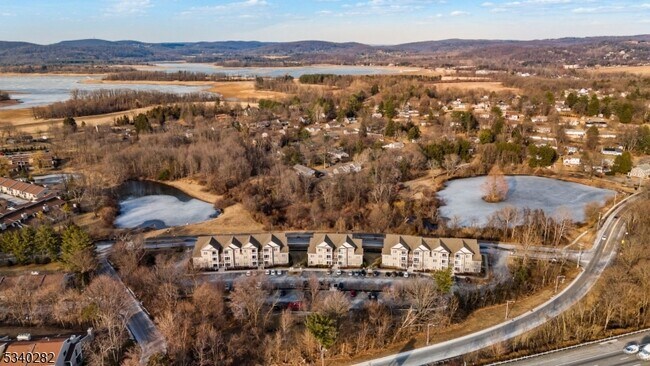 Photo - 9 Park Dr Unit 9