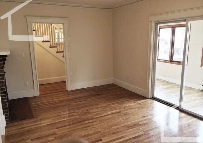 Photo - Rare Single Family 4BR/3BA w/laundry, parking, yard! 9/1