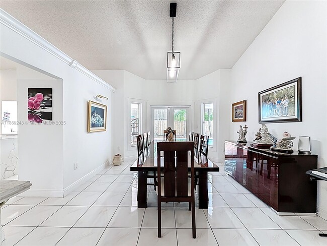 Photo - 10462 SW 121st St