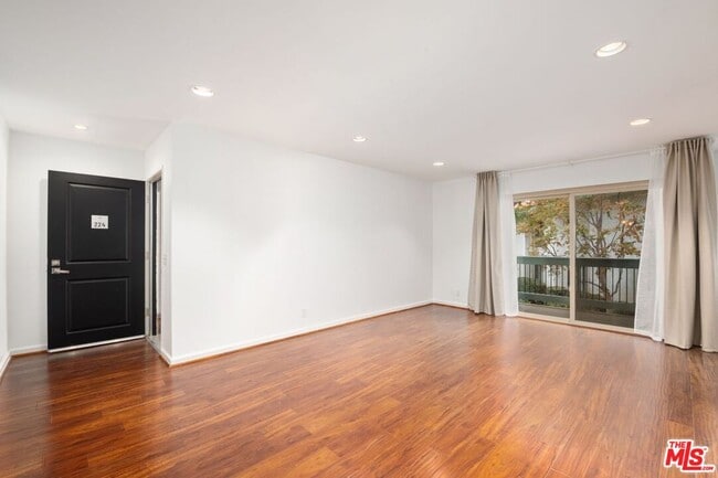 Photo - 4732 Park Granada Unit 224