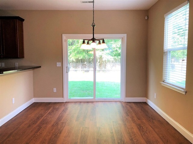 Photo - 8824 Shadowglen Dr