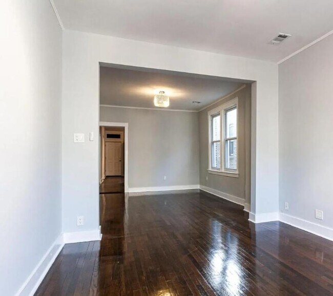 Photo - 3 bedroom in Chicago IL 60618 Unit 1R