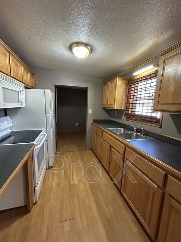 Photo - 1107 E 7th St